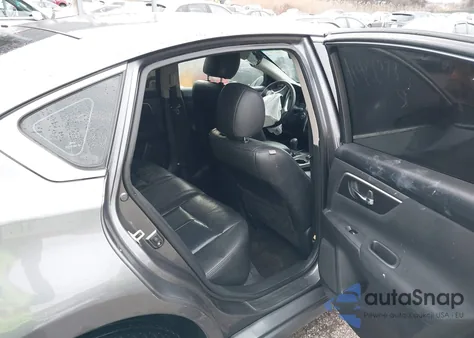 2015 Nissan Altima 2.5 S из США, поврежденный, VIN 1N4AL3AP6FN327996